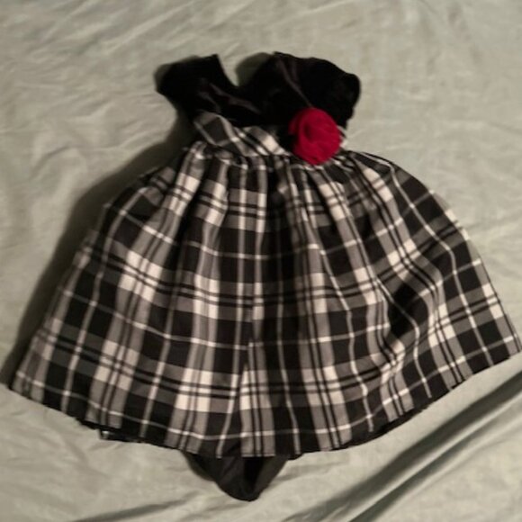 size 12 m months girls casual dress pretty black plaid  baby 12m month - Picture 1 of 4